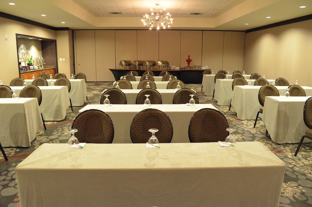 Holiday Inn & Suites Houston West - Westway Park, an IHG Hotel 52/59
