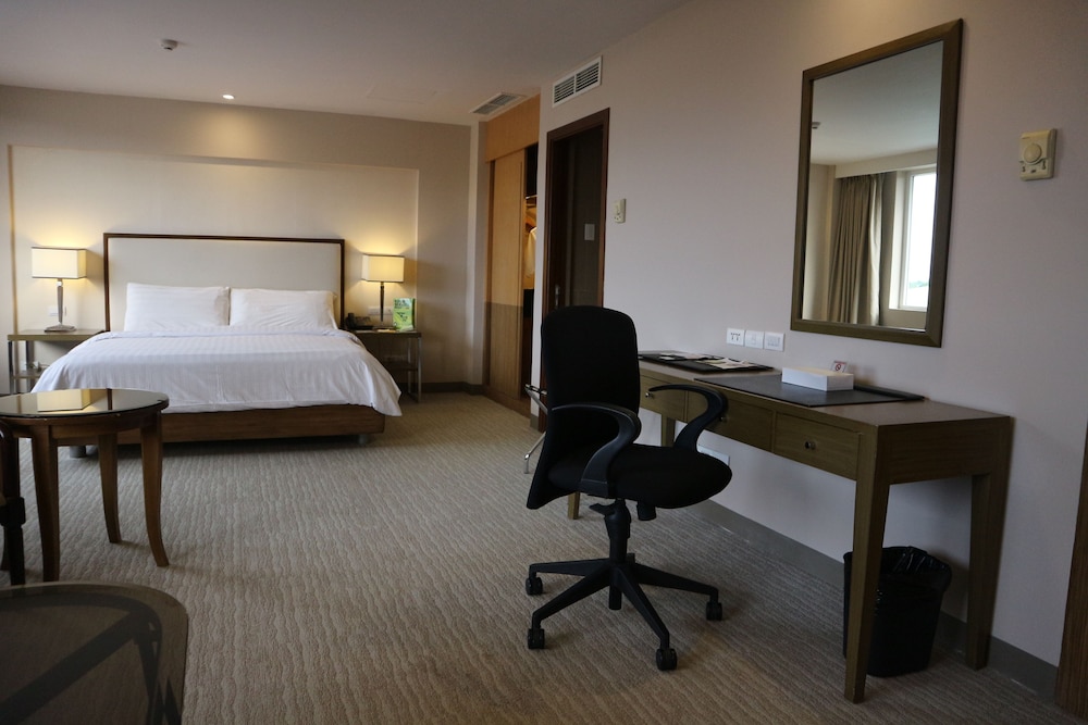 Garden Orchid Hotel 44/62