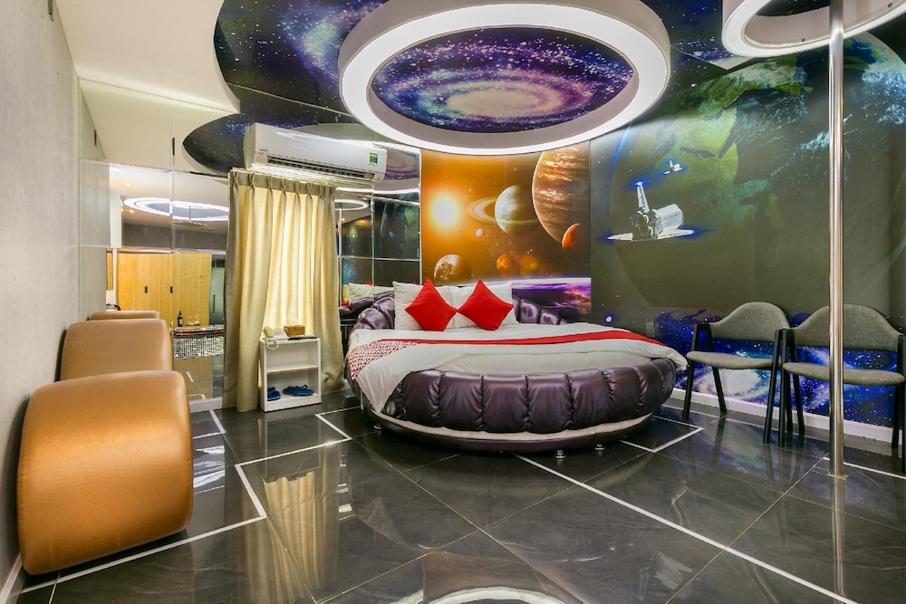 Collection O District 10 - Bonita Grand Hotel 16/50