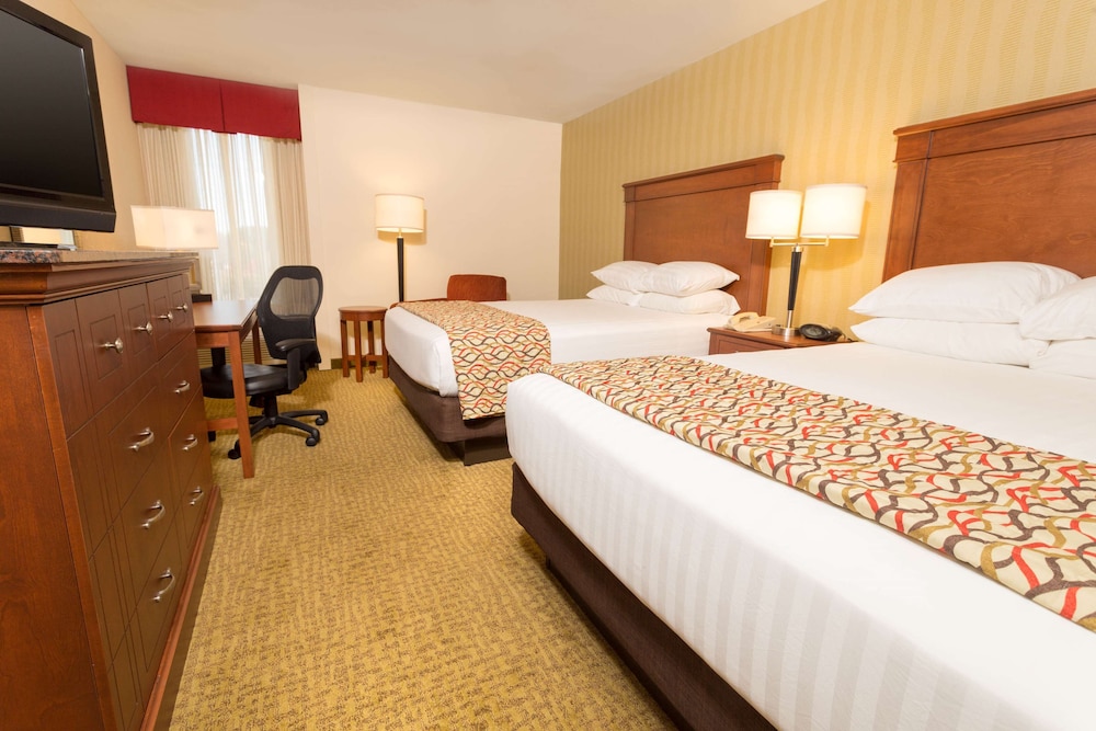 DRURY INN AND SUITES ATLANTA MARIETTA 11/50