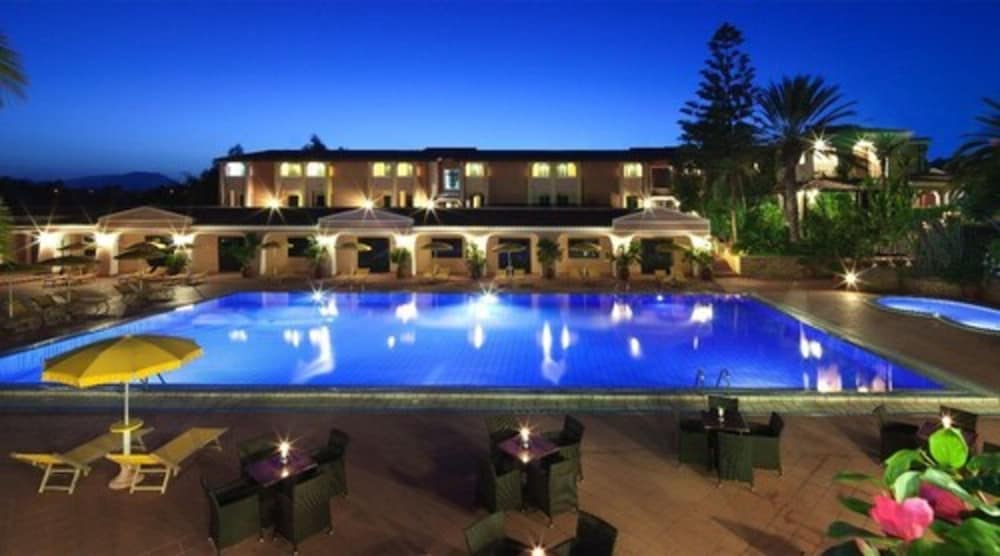 CALA GINEPRO RESORT AND SPA 47/50