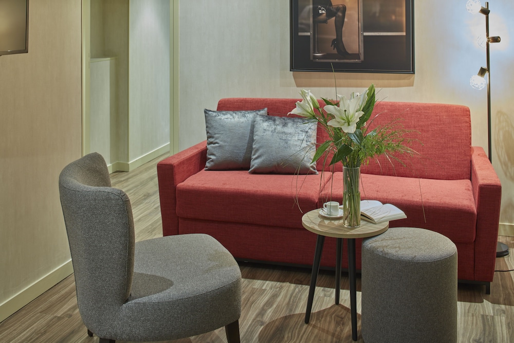 Hotel Atmospheres 29/49