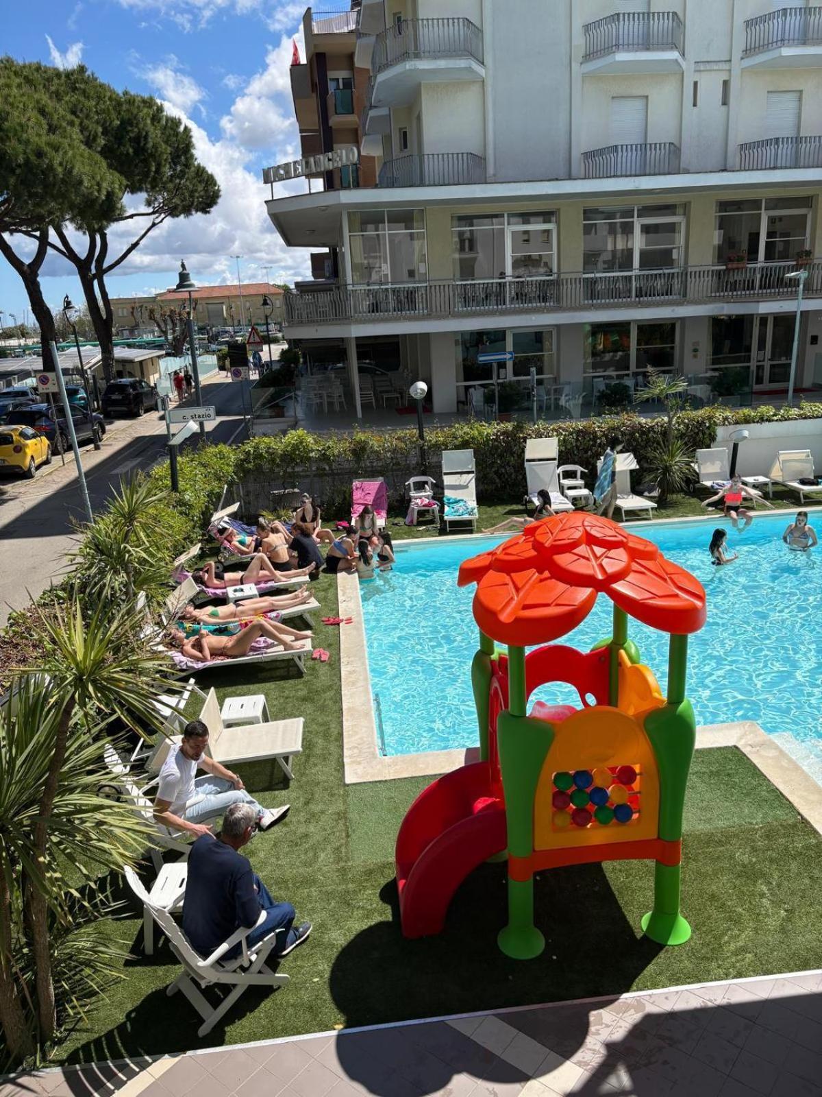 Hotel Nautilus 40/50