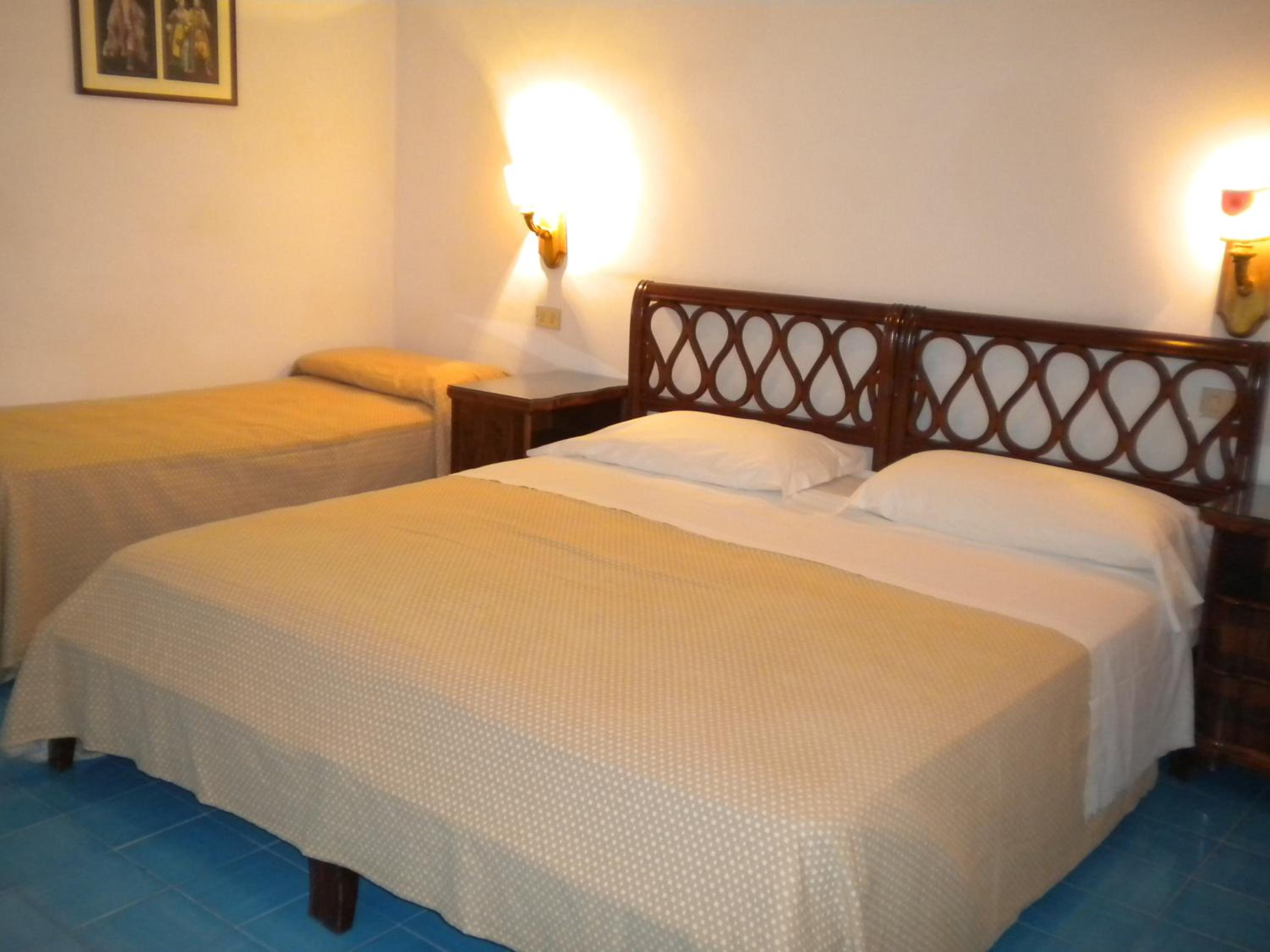Room at Hotel Metropole, SORRENTO