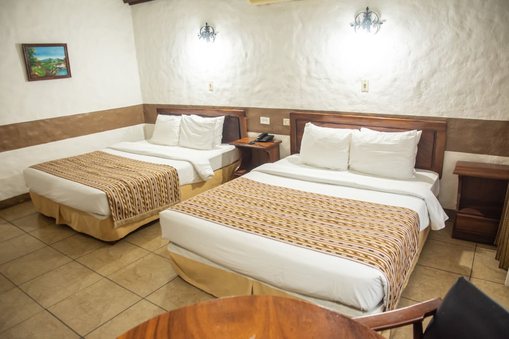 Hotel Aeropuerto 11/50