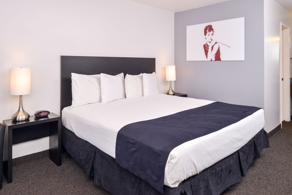 STANDARD, KING BED
