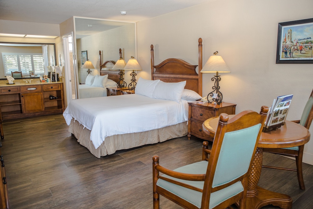 Casa Ojai Inn 11/60