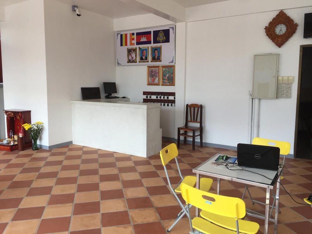 Botoum Hostel 3/33