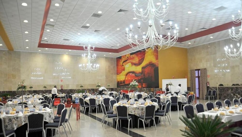 Acosta Ciudad de La Musica 20/27