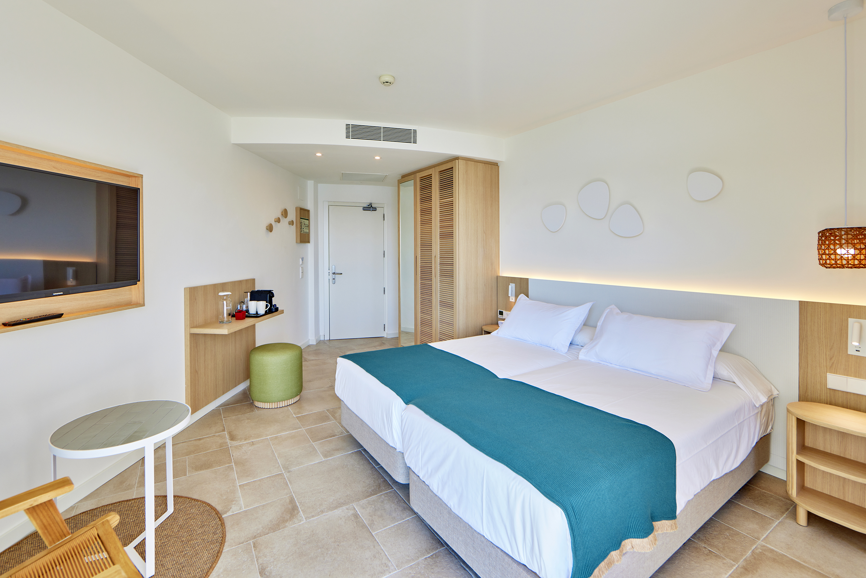 Room, Single, Double Bed, Sea View