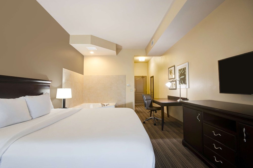 Country Inn Suites By Radisson Red Wing Mn 9/59