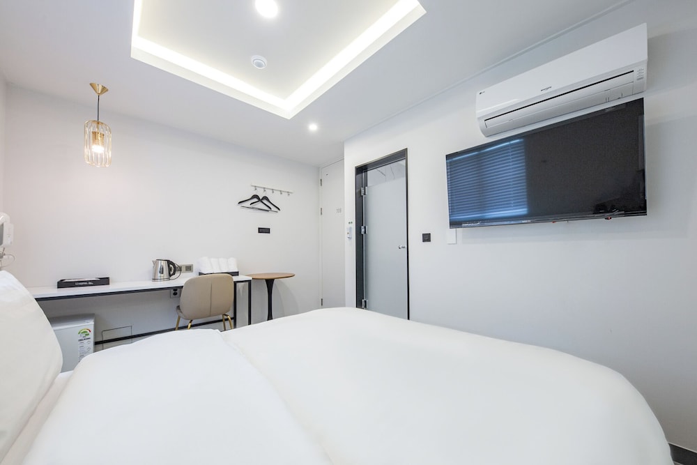 Hotel 24st Urban Brown Seosan Lake Park 22/50
