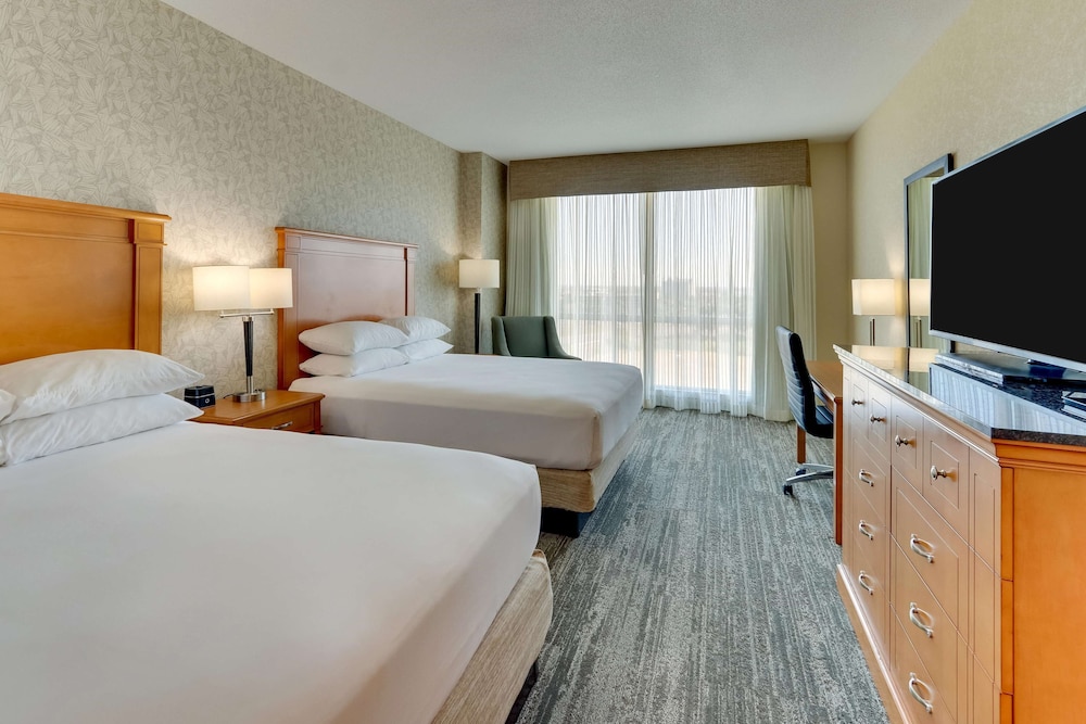 Drury Inn & Suites Orlando 20/60
