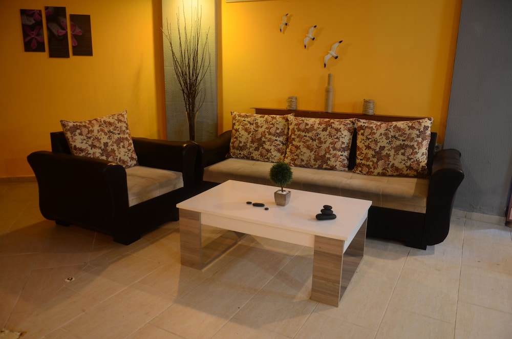 Golmar Beach Hotel 46/73