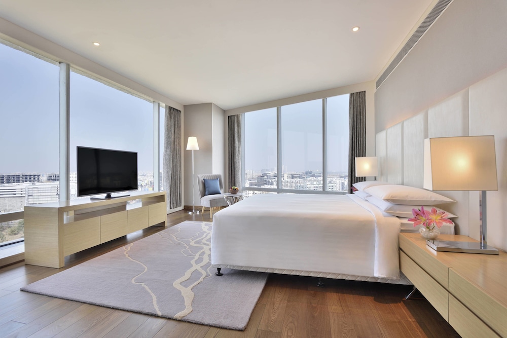 Marriott Executive Apartments Hyderabad 21/29