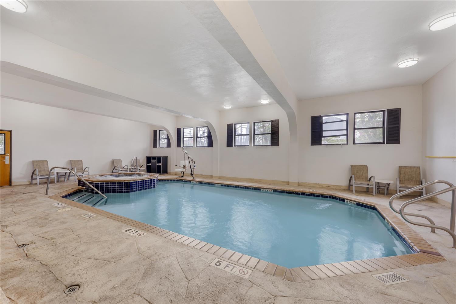 Best Western Alamo Suites 15/27