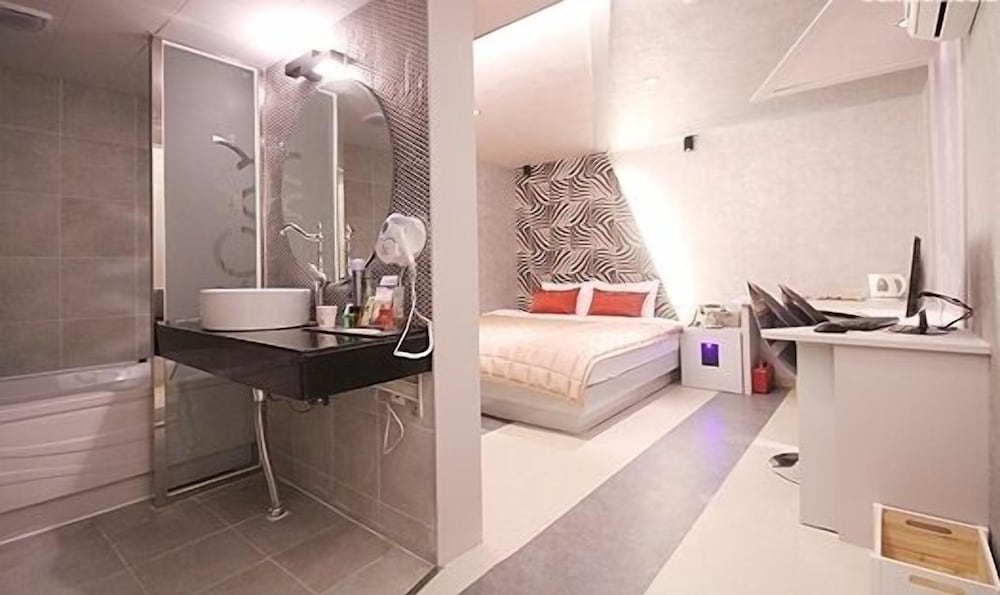 Busan Haeundae Hotel Foxy 36/43