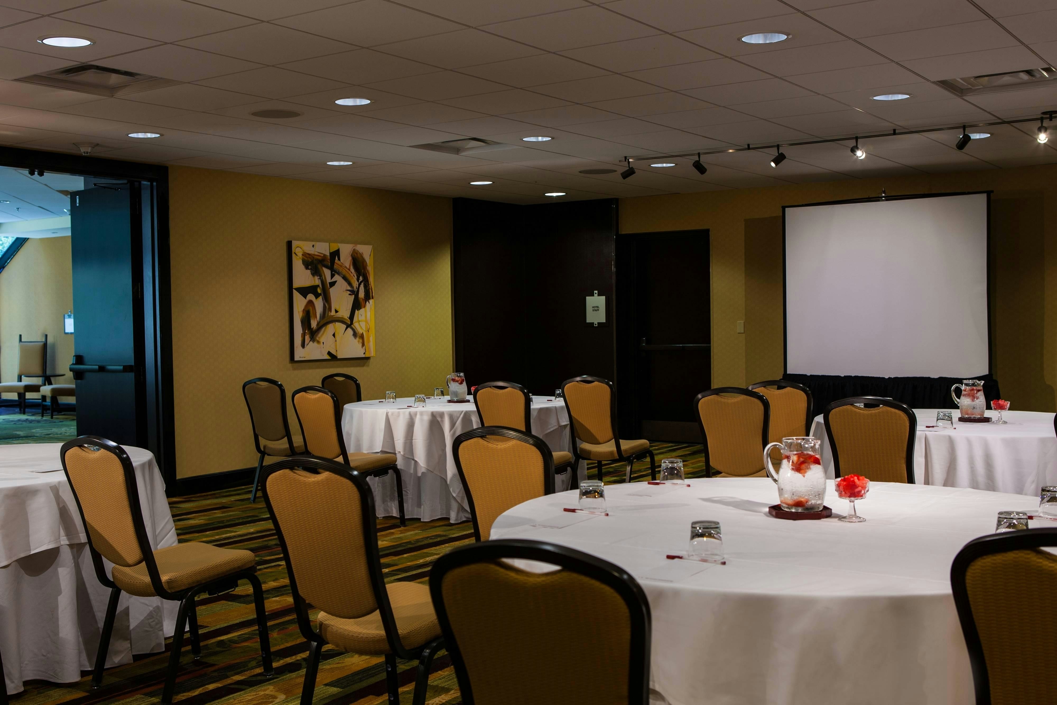 Greensboro High Point Marriott Airport 18/21