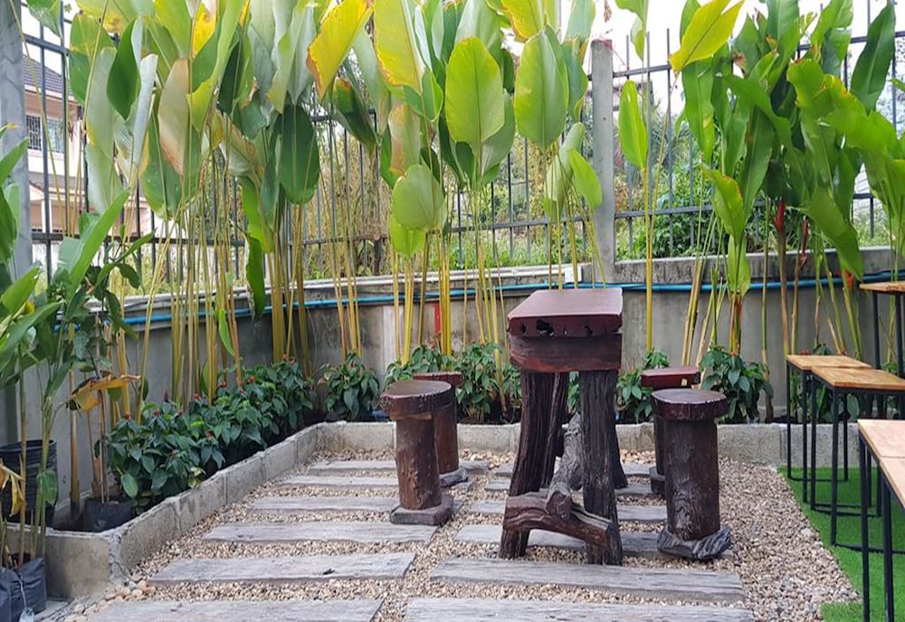 Km Hotel Chiangmai 39/41