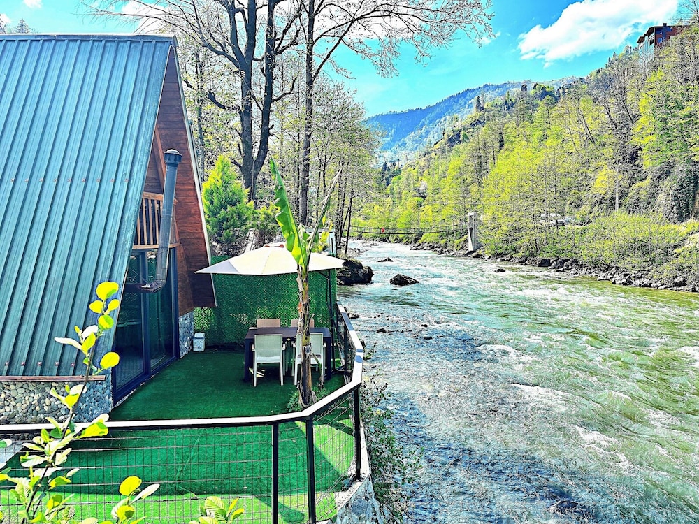 Tabiat Bungalows 38/50