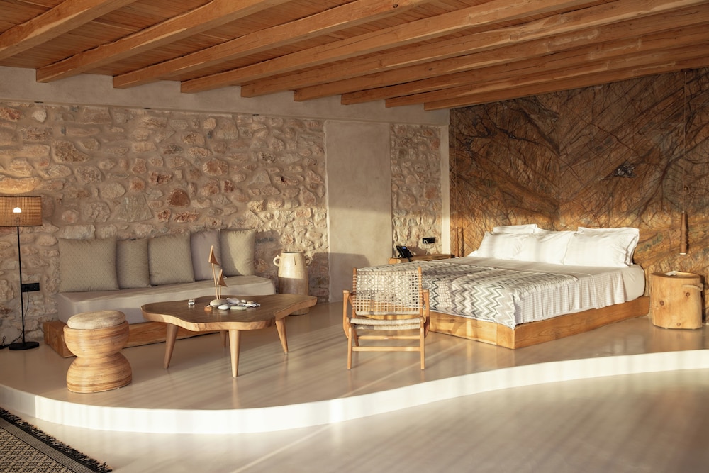 MAJESTY, SPA, SUITE