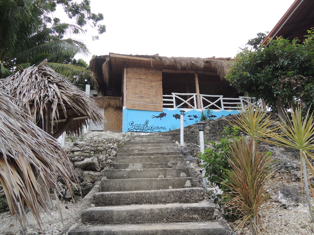 New Ocean Terrace Beach Resort 23/24