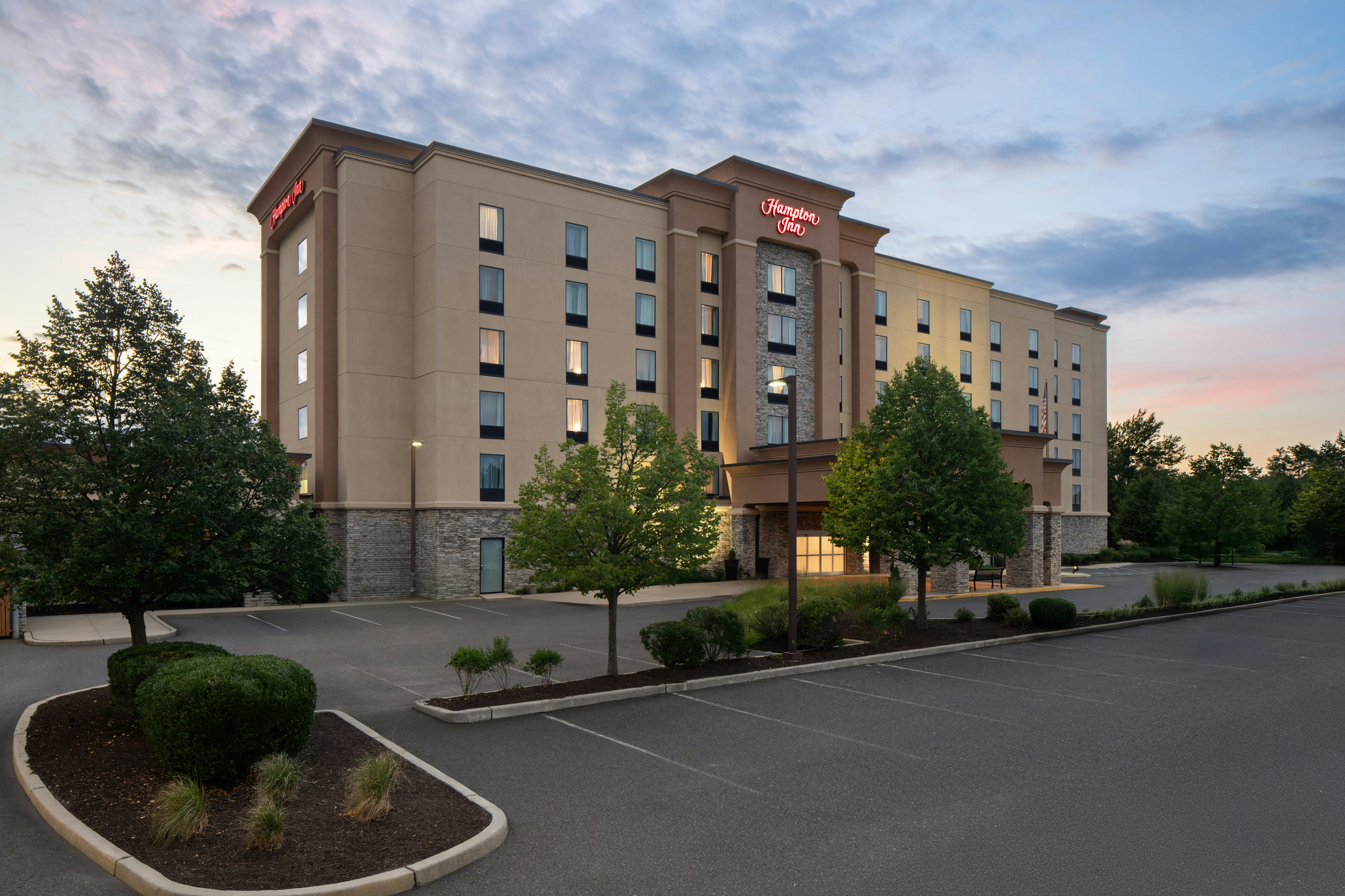 HAMPTON INN NEPTUNE/WALL 53/54