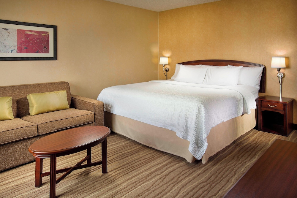 Room, King Bed, Sofa