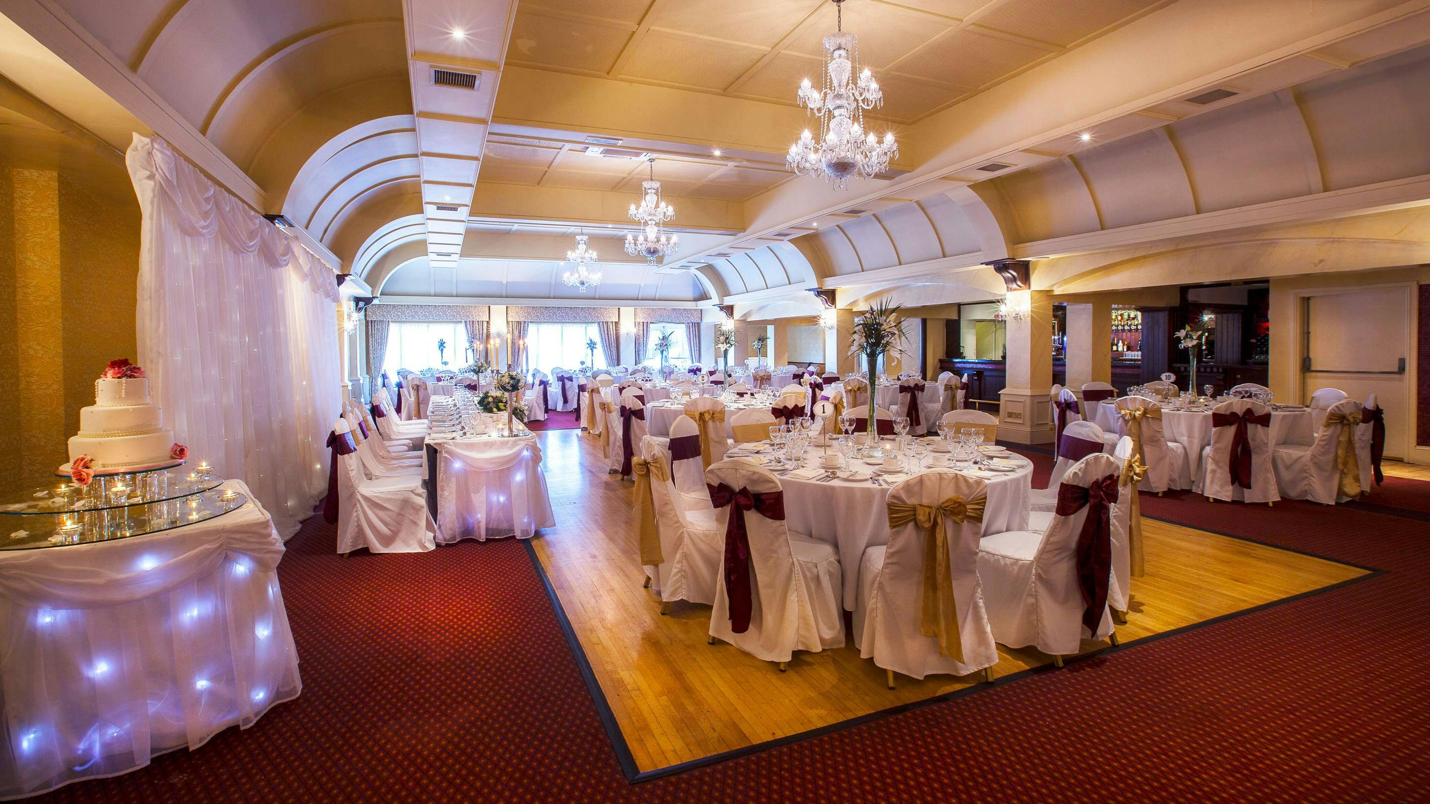CASTLE ARCH HOTEL 43/47