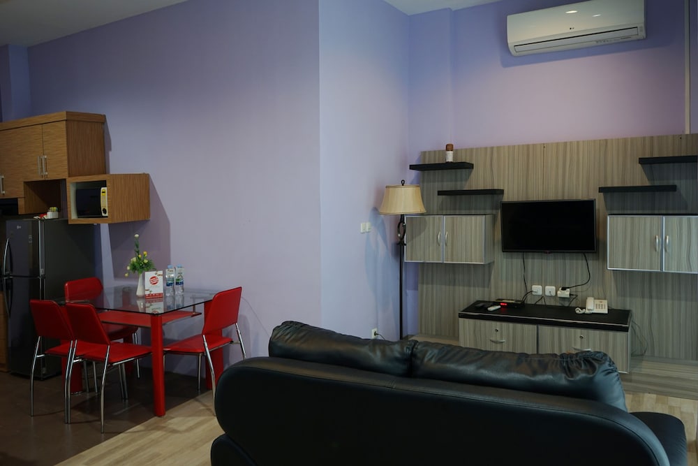 OYO 1097 Appartel Cempaka 38/40