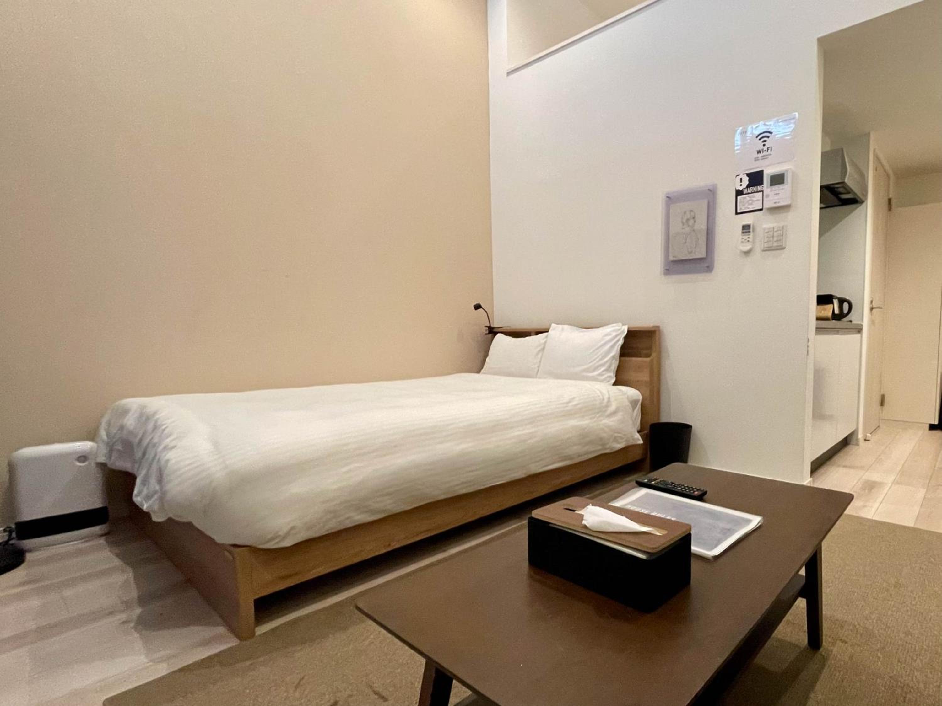 Studio, Multiple Beds