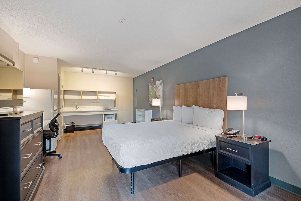 Extended Stay America - Miami - Airport - Blue Lagoon 19/43