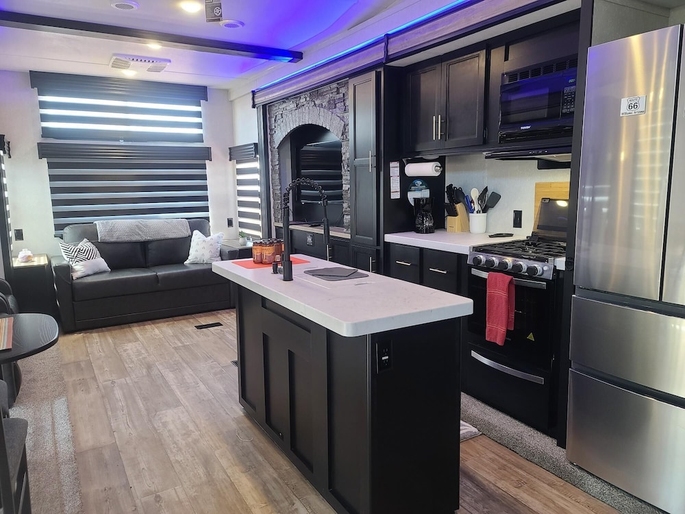 Grand Canyon RV Glamping 58/81