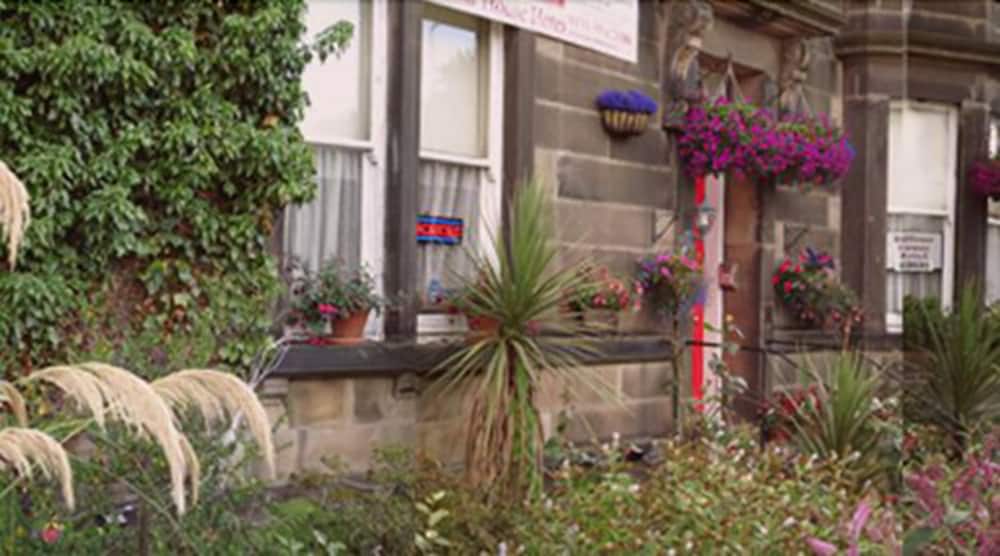 Edinburgh House Hotel 42/50