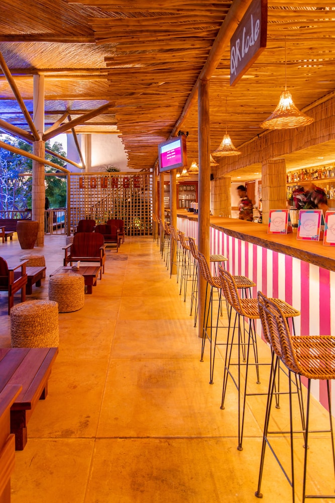 Cafe Jeri Hotel 36/50