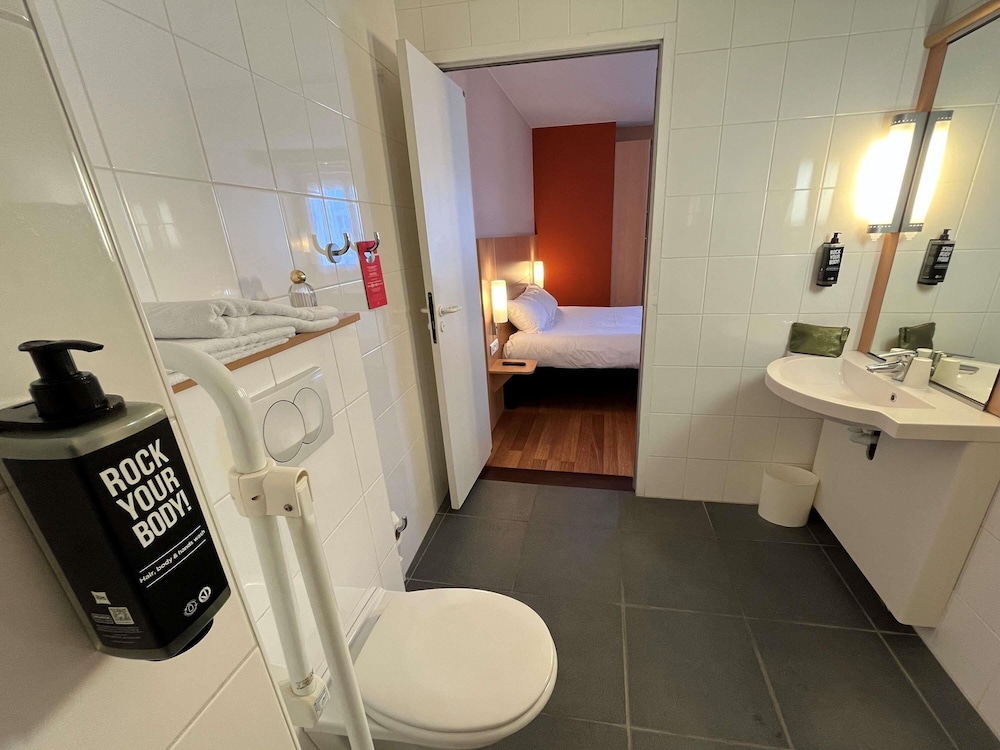 Ibis Hotel Alencon 45/45