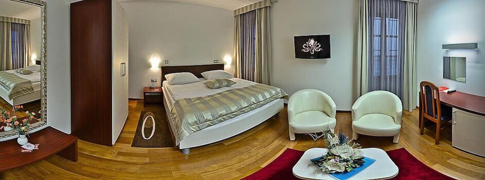 Hotel Monika 5/73