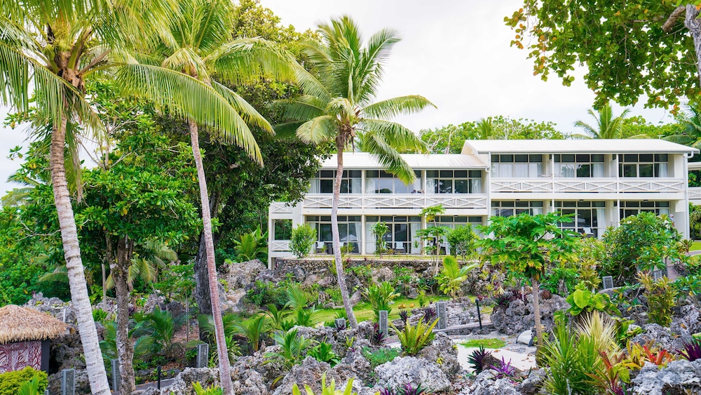 SCENIC MATAVAI RESORT NIUE 2/50