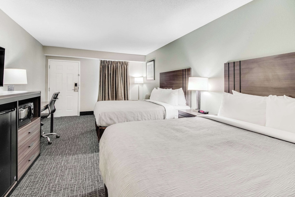 Quality Inn White House 12/38
