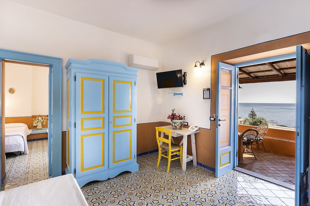 Hotel Mamma Santina 12/50