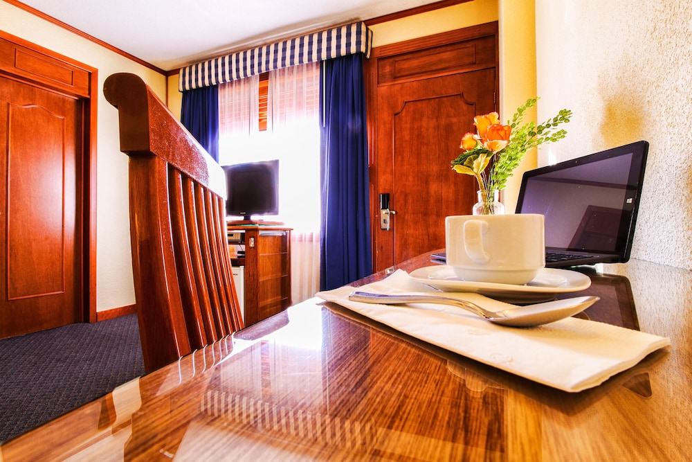 Hotel Lastra 16/50