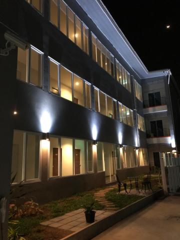 The Like hotel 1/25