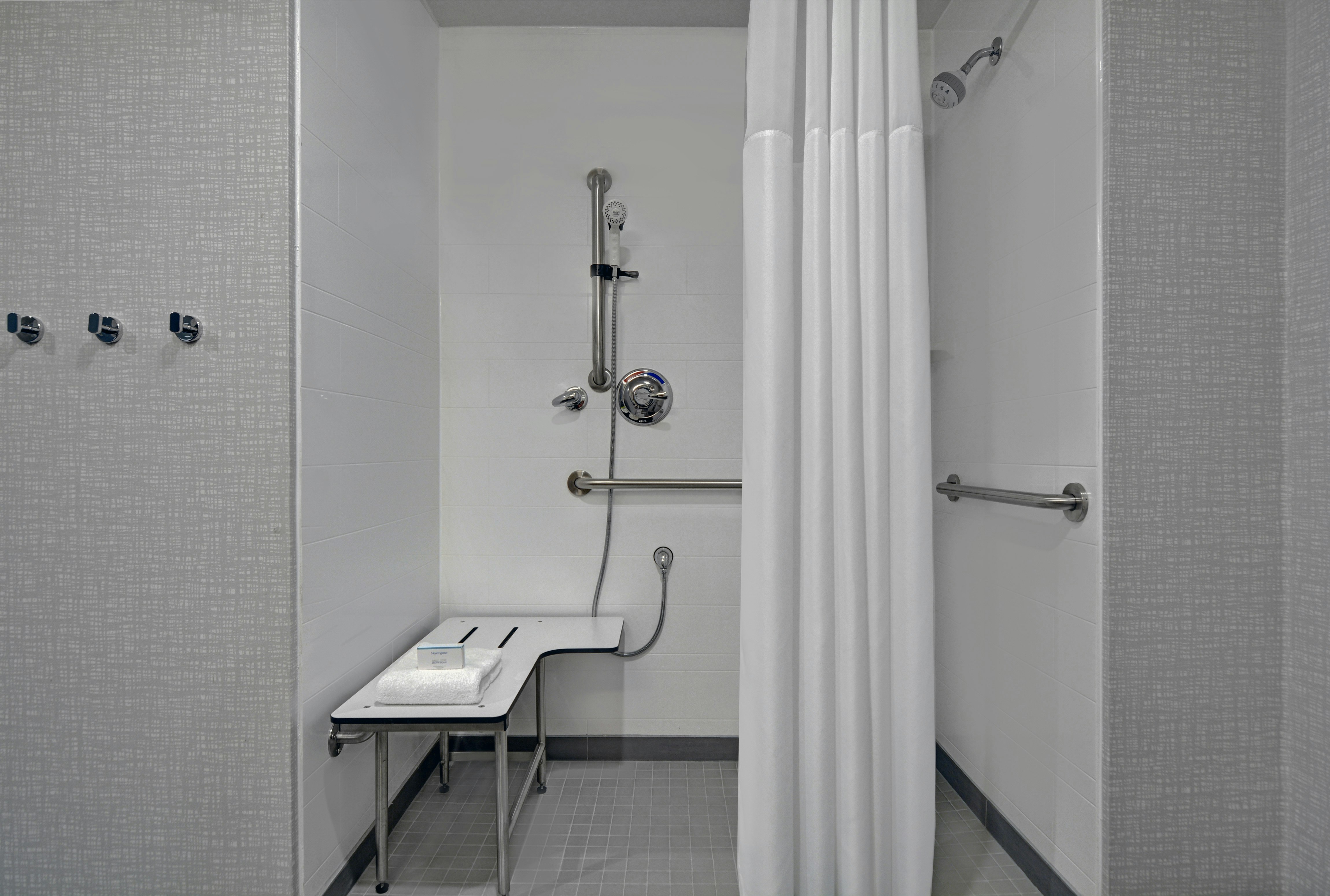 Hampton Inn Suites Macclenny I 10 25/25