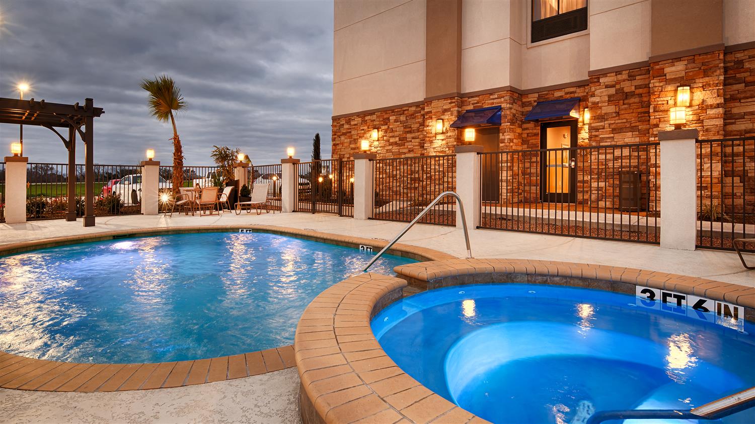 Best Western Plus Flatonia Inn 9/17