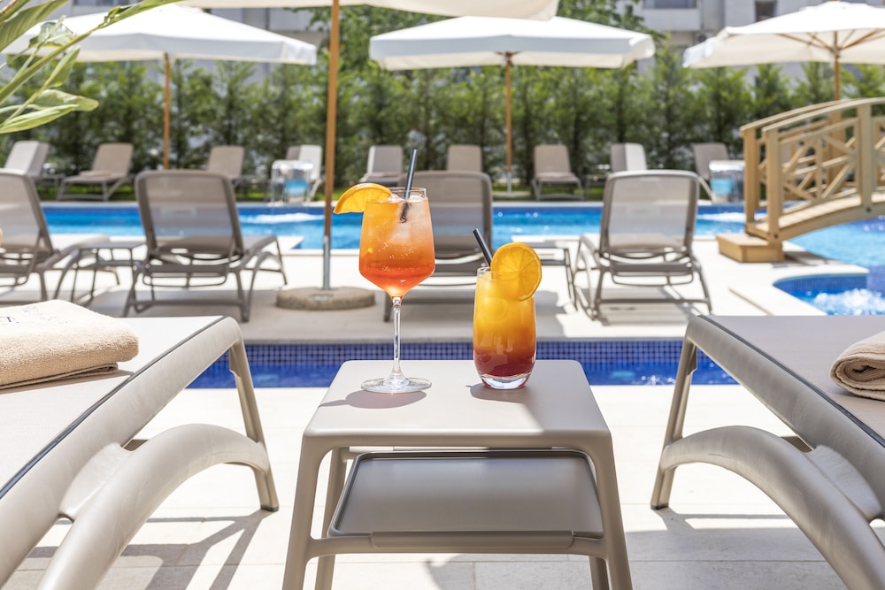 BOUTIQUE HOTEL MOMENTUM by Aycon 185/195