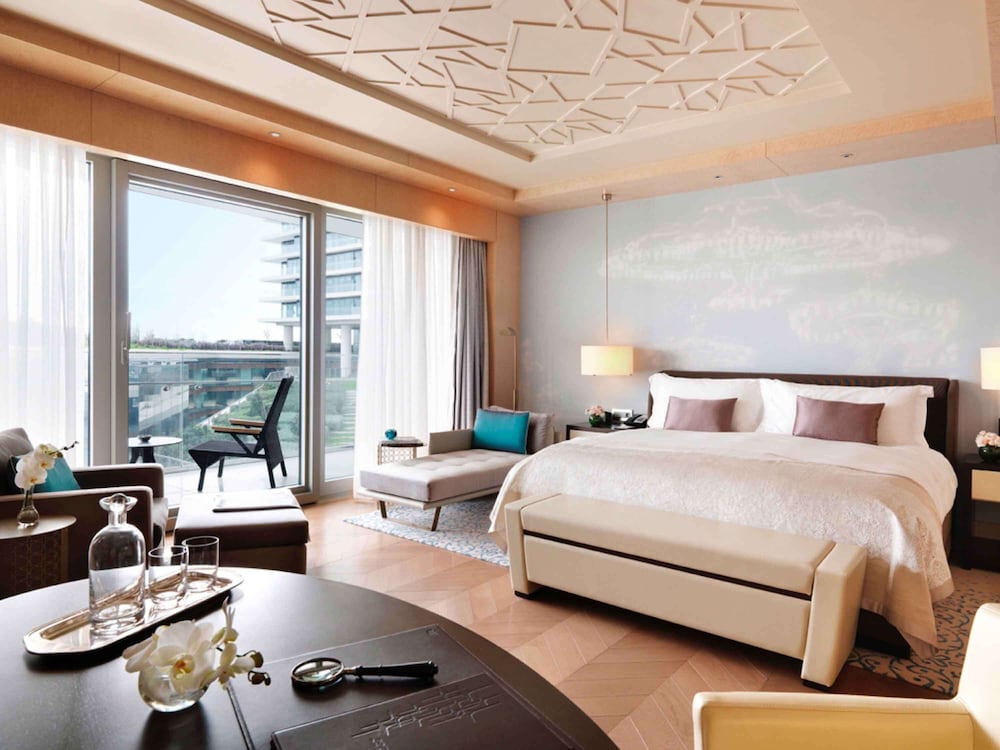 RAFFLES ISTANBUL 18/68