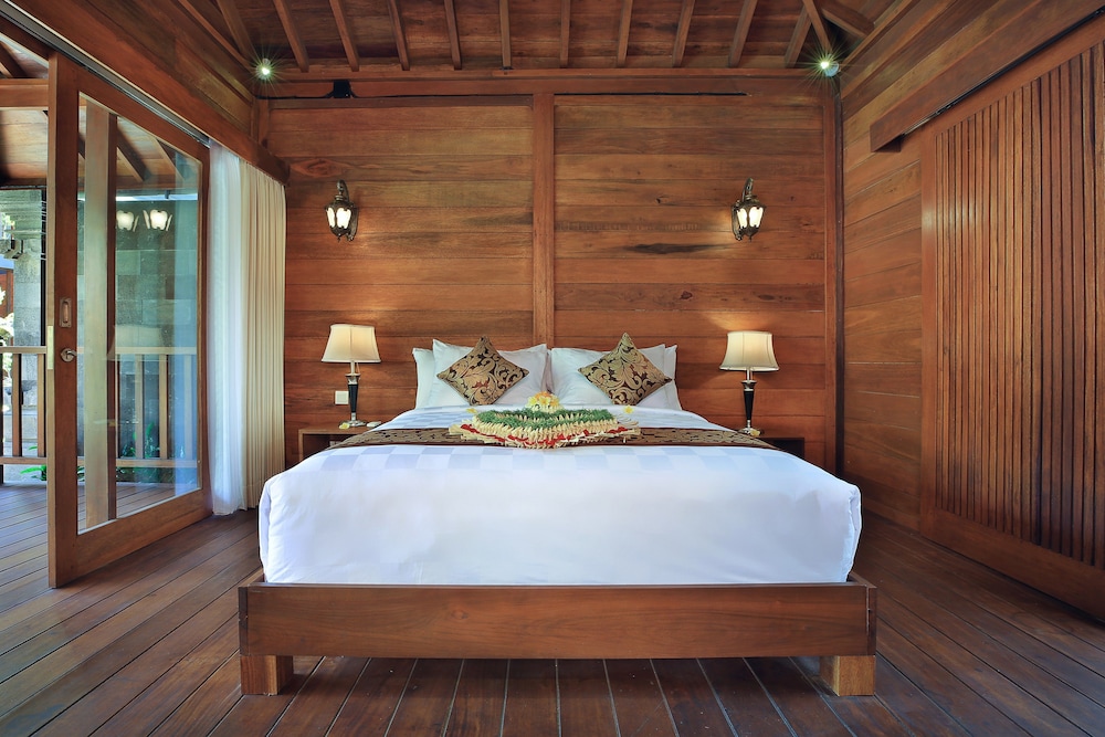 Batu Agung Villas 9/33