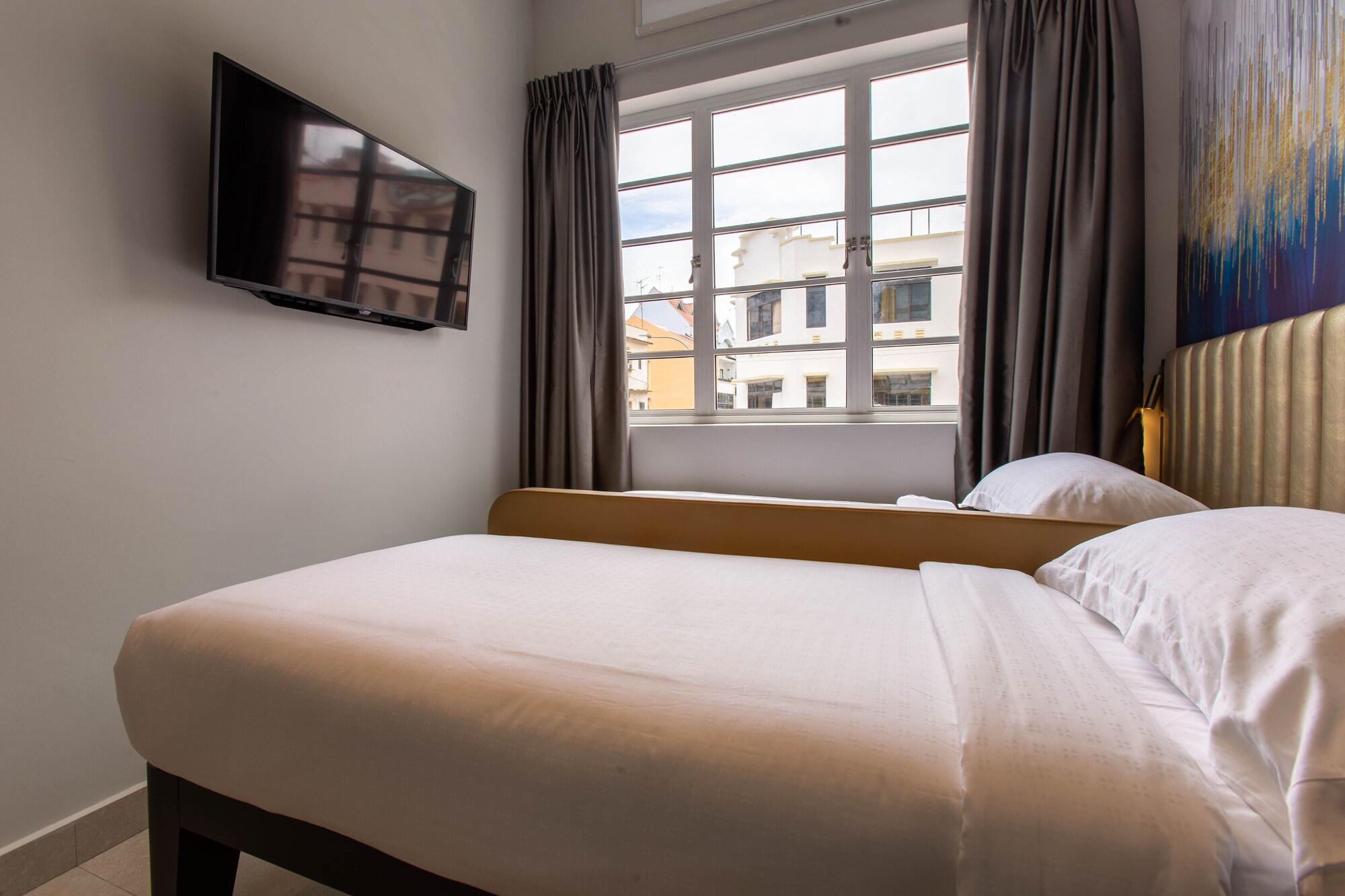 SUPERIOR, TWIN BEDS