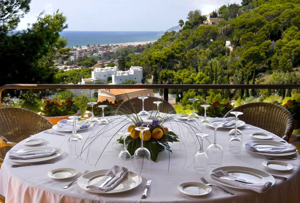 Gran Hotel Rey Don Jaime 50/70