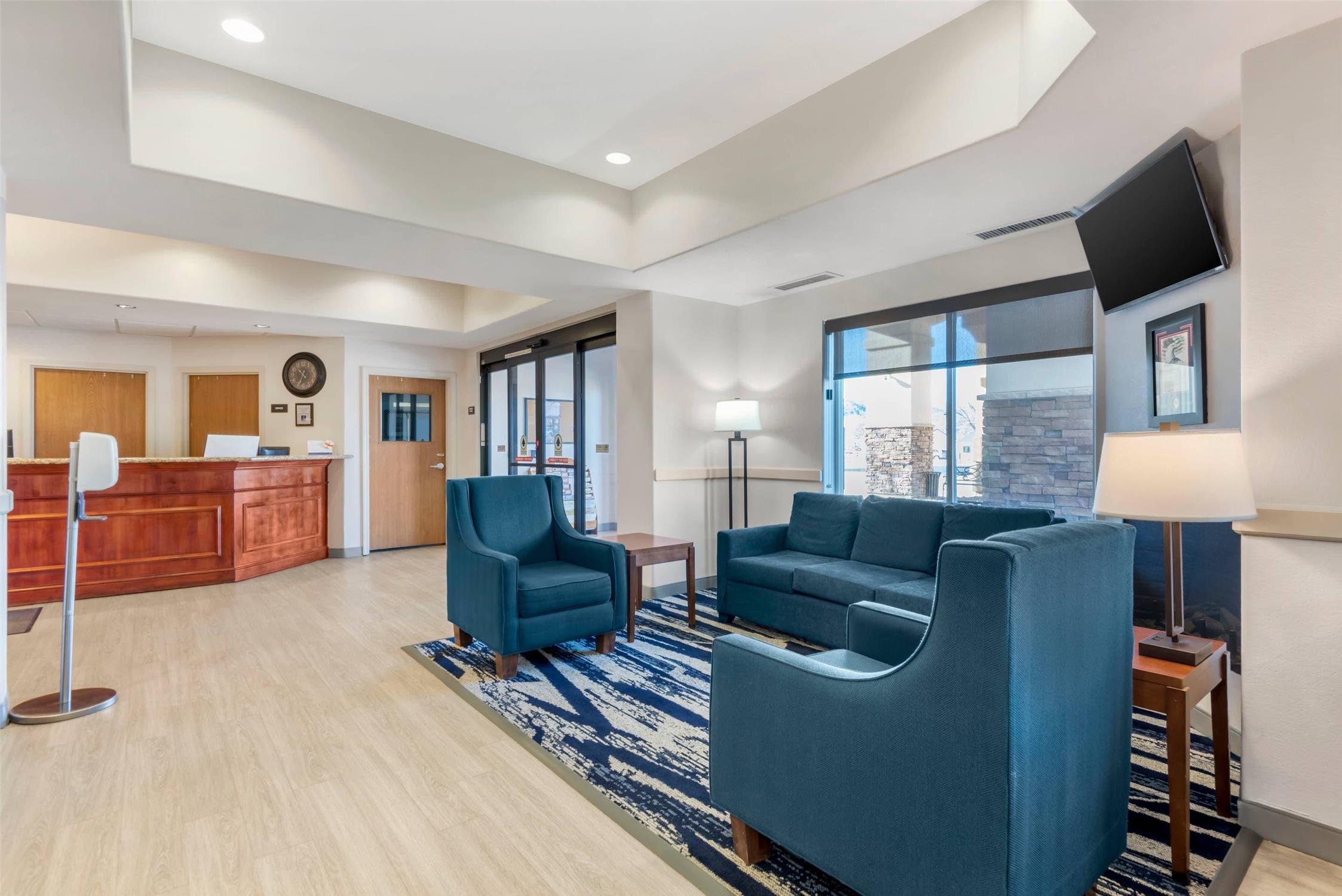 Comfort Inn and Suites Rifle 36/49